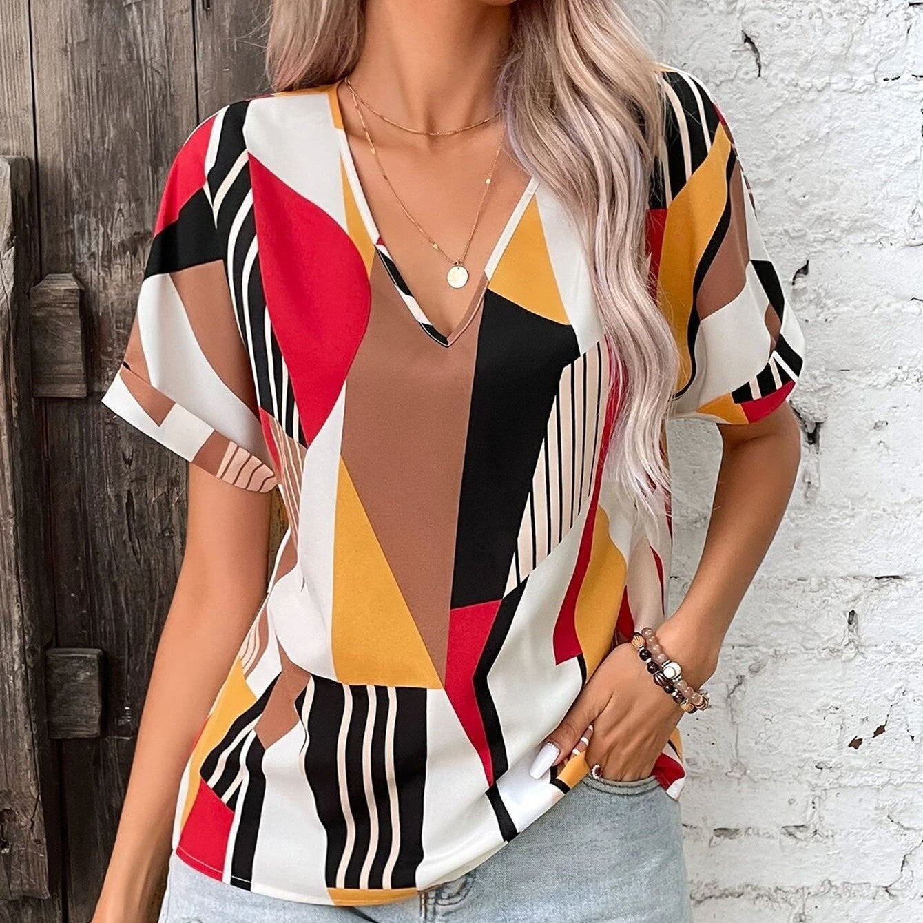 Women's Clothing Printed V-neck Top